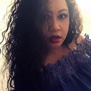 Meet your Posher, Lucy